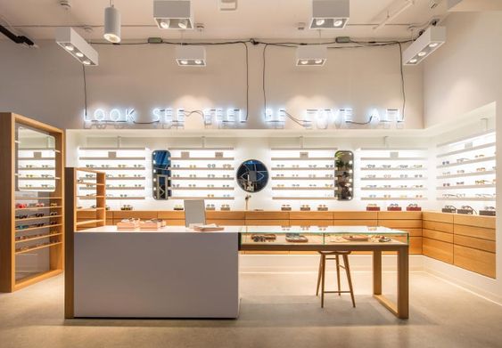 Top 5 mẫu thiết kế cửa hàng kính mắt đẹp nhất hiện nay