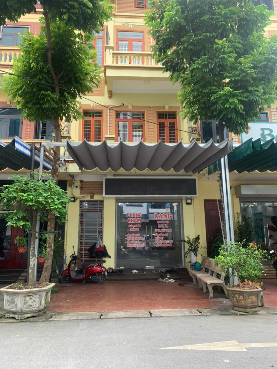 Thiết Kế Phòng Khám Nha Khoa Đại Thịnh 76m² – Hiện Đại, Tinh Tế Và Tối Ưu Công Năng 1786074638936 2879346448751357939 g8933748976759225853 ac0385eb6acef5258247acc5b949cd5e